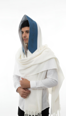 טלית צמר מהודרת דגם “עטרת רוז” עם עטרה בחיתוך לייזר